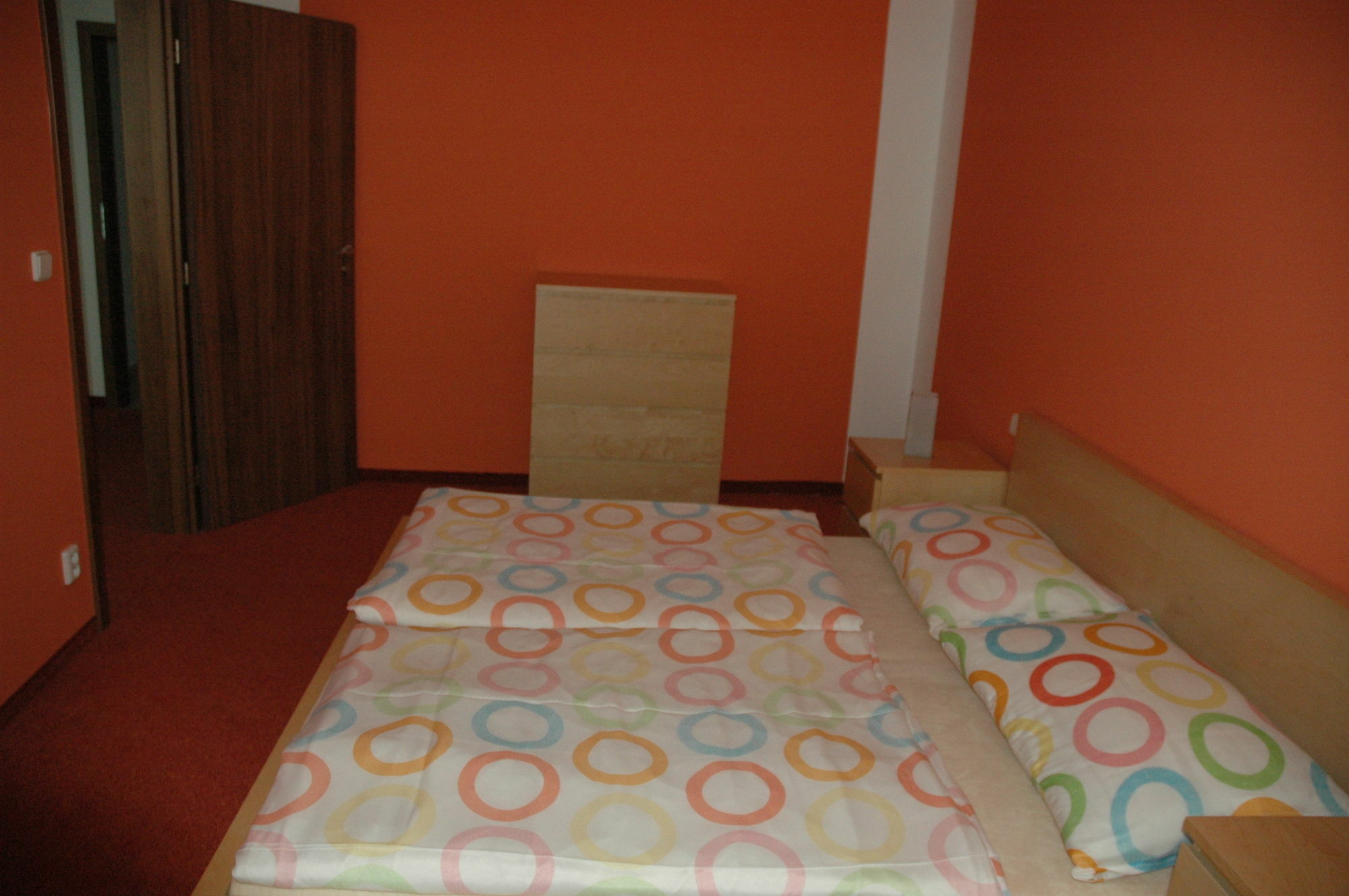 Apartmanovy Dum Landek ออสตราวา ภายนอก รูปภาพ